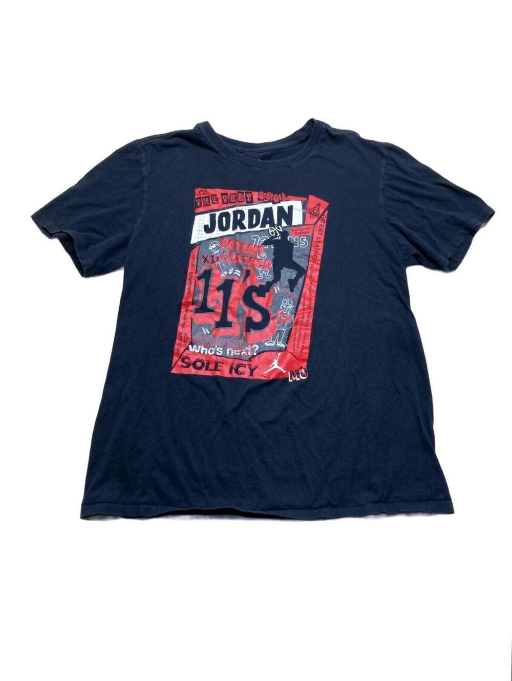 Jordan Graphic Print T-Shirt Size L